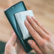 Toallitas y líquido desinfectante para móvil limpieza contra virus y bacterias incluido COVID-19